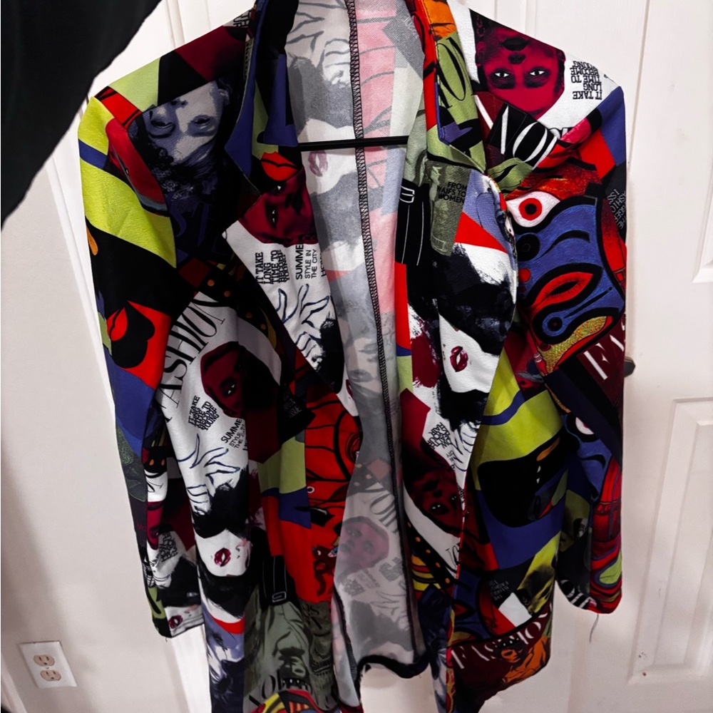 Colorful Abstract Print Blazer - Picture 4 of 5